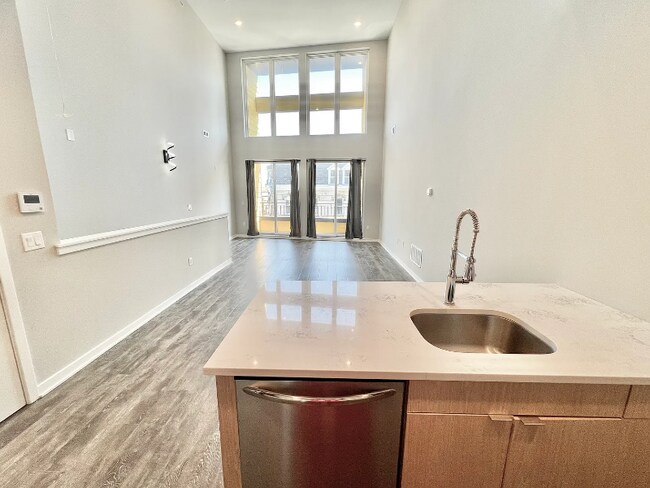 Foto del edificio - 1730 Ridge Ave