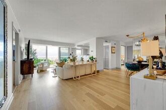 Building Photo - 2841 N Ocean Blvd