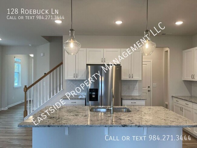 Foto del edificio - 128 Roebuck Ln