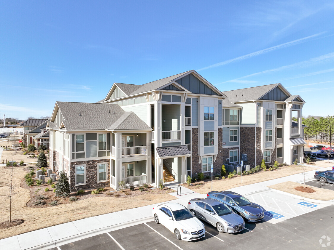 Foto principal - Highland Ridge Apartments