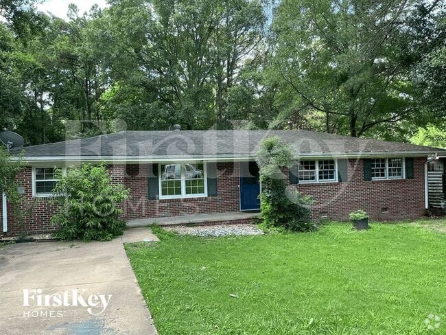 Building Photo - 310 Samaritan Dr