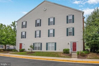 Building Photo - 4000 Estevez Ct
