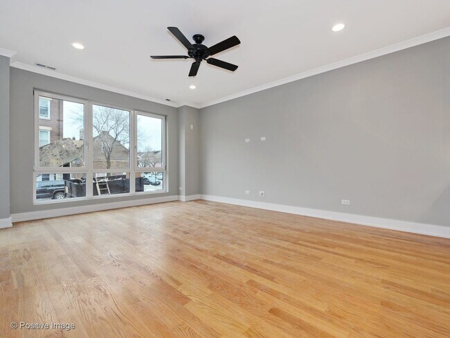 Foto del edificio - 2305 W 19th St