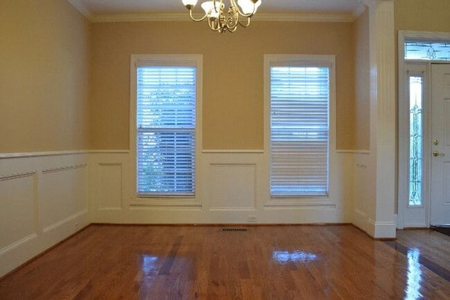 Building Photo - 5 Bed, 3.5 Bath in Columbia County!