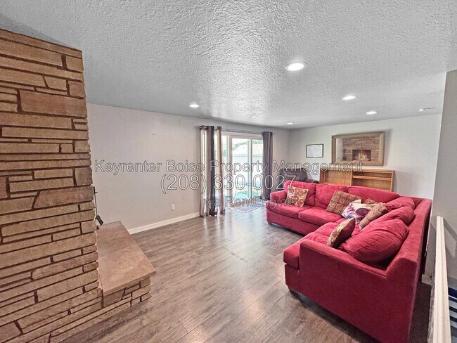Foto del edificio - 5603 Centerbrook Dr