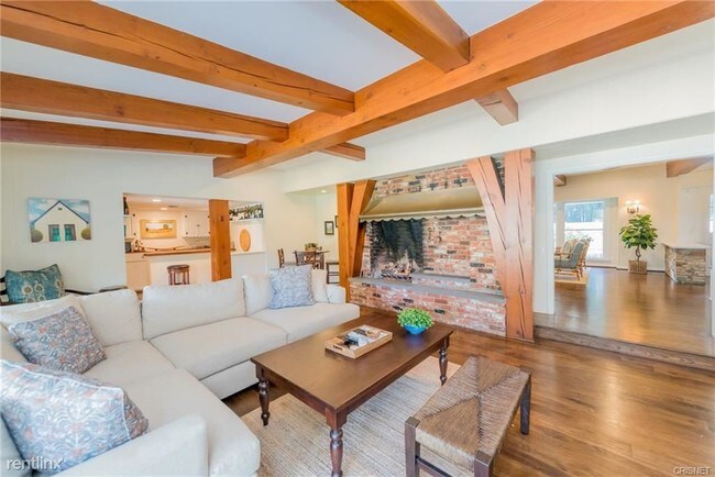 Foto del edificio - 5 br, 4 bath House - 6101 Shoup Ave