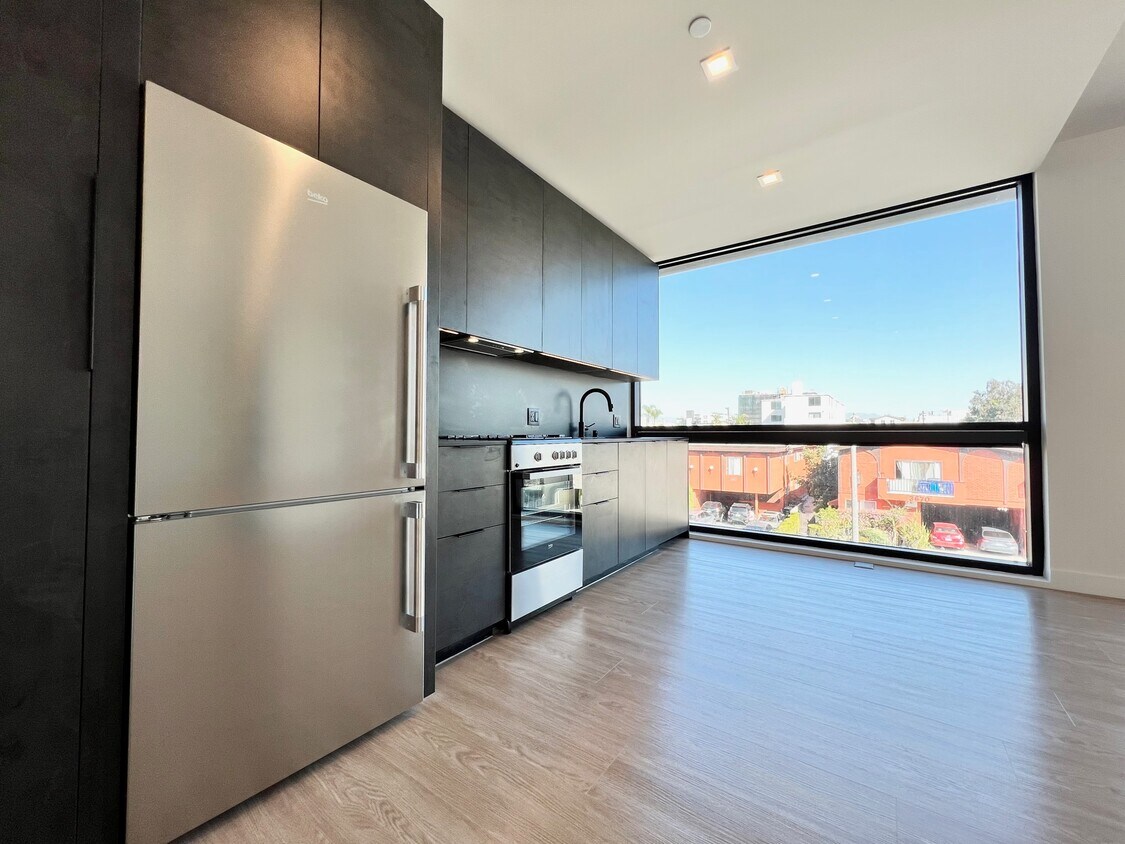 Foto principal - 3667 Keystone Ave