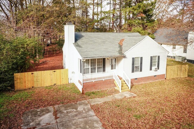 Foto del edificio - Gorgeous 3 Bedroom Home in Raleigh