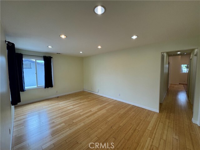 Foto del edificio - 633 Hillcrest St