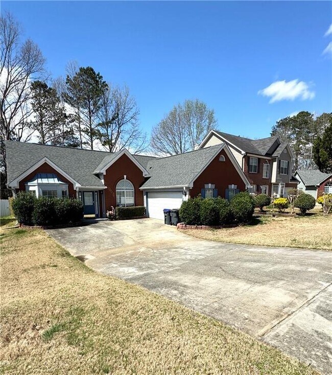 Building Photo - 444 Laurel Springs Ct