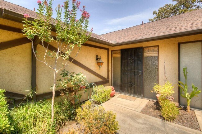 Foto del edificio - 1 br, 1 bath House - 5064 N Forkner Ave