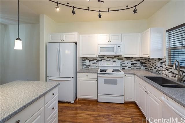 Building Photo - 91-1010-1010 Kaileolea Dr