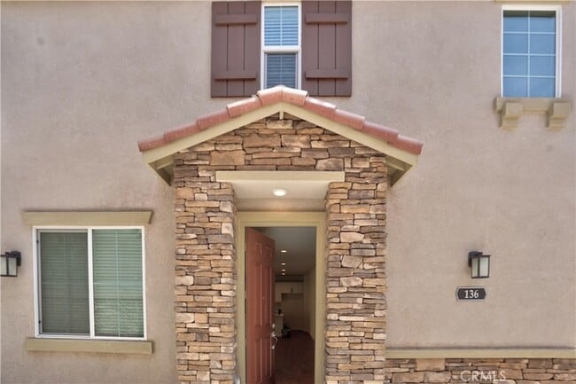 Photo - 136 Trellis Ct House