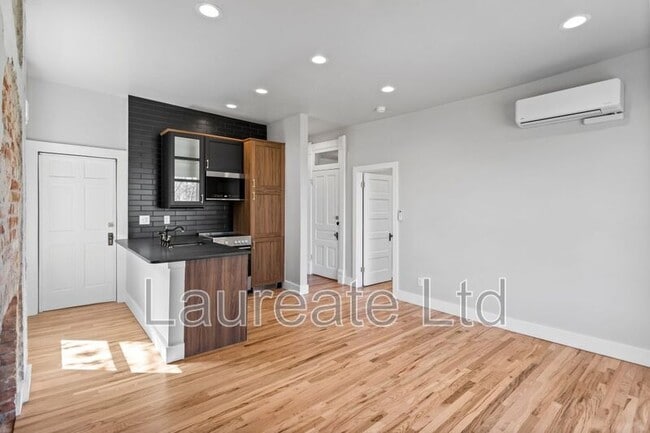 Building Photo - 2224 E 14th Ave