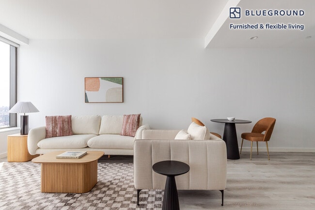 Building Photo - 87 Commercial St