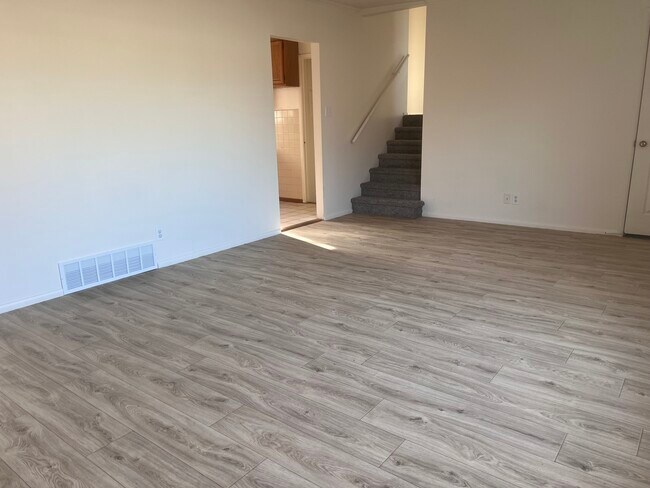 Building Photo - 1344 8125 S