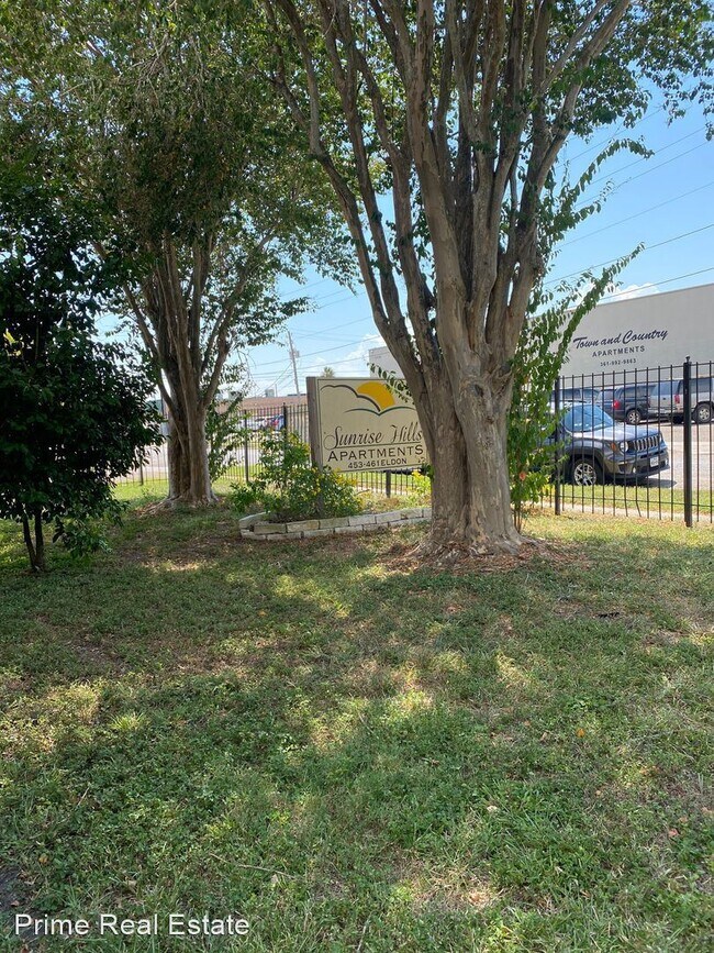 Foto del edificio - 2 br, 1 bath House - 461 Eldon Dr Apt 39