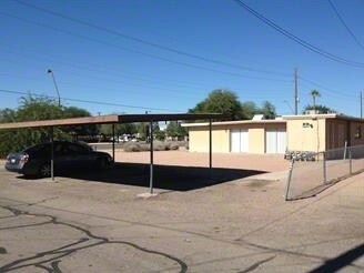Foto del edificio - 1333 W 5th St
