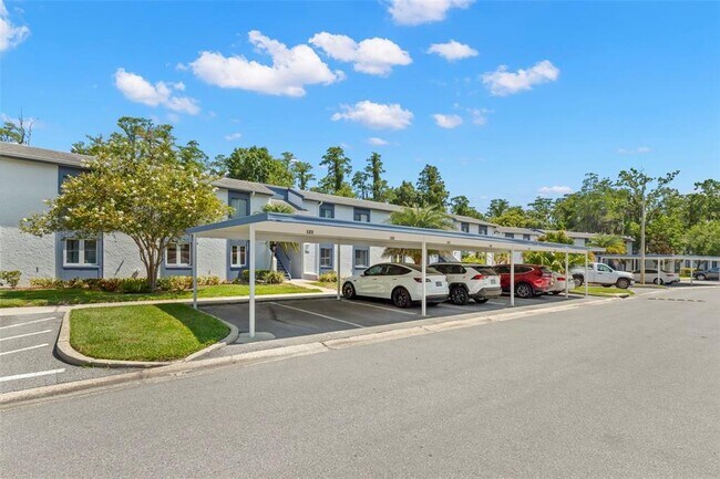 Foto del edificio - 121 Cypress Ln
