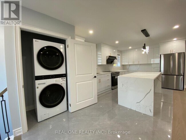 Photo du bâtiment - 1186 Shadeland Dr