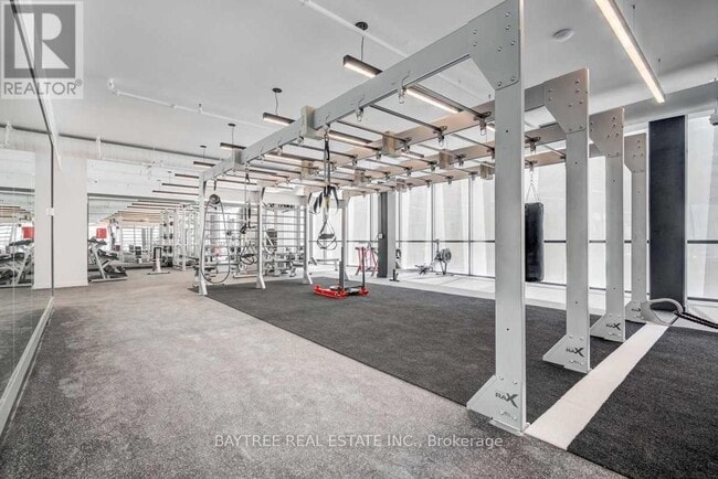 Building Photo - 85 Wood St