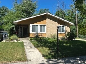 Foto principal - 846 S Hawthorne Ave