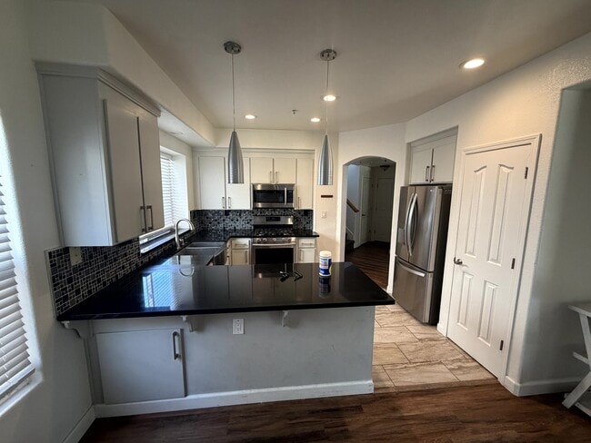 Foto del edificio - 1537 Oyster Bay Ct