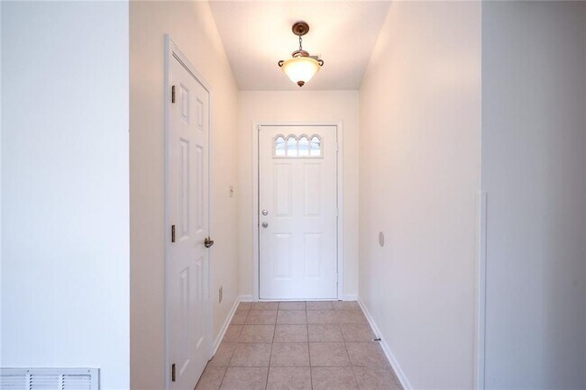 Building Photo - 12949 Shandon Ln