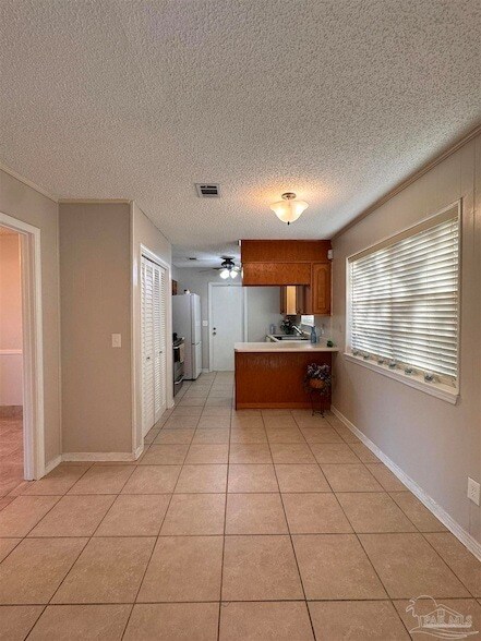 Building Photo - 6406 Antietam Dr