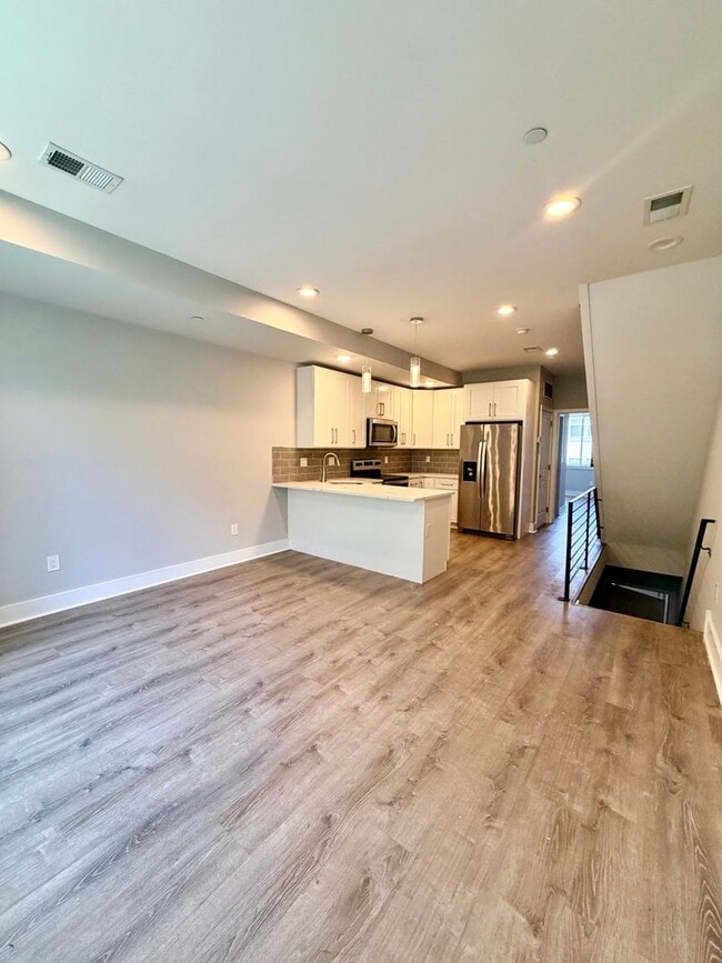 Photo - 1302 North Marshall Street Apartment