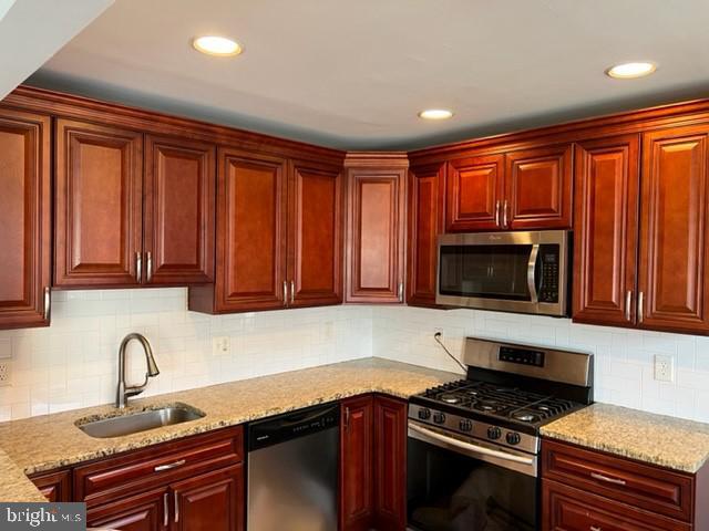 Foto del edificio - 11802 Brandon Rd