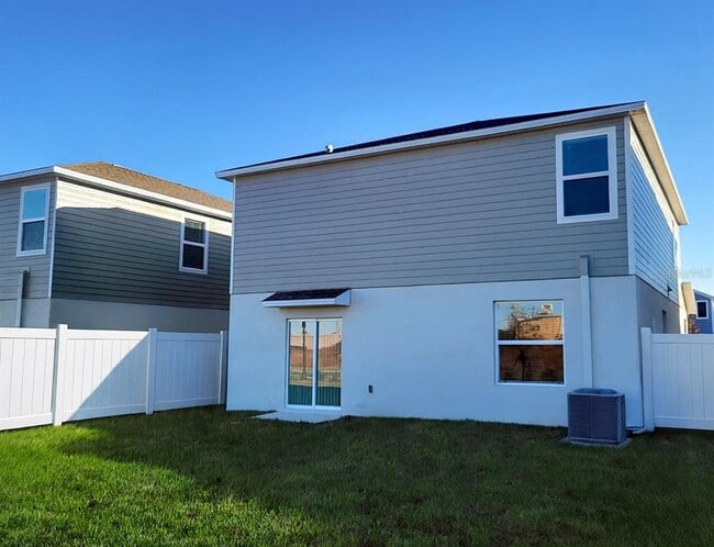 Foto del edificio - 3147 Totem Rd