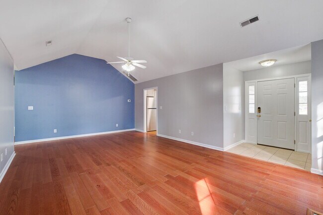 Building Photo - 7856 High Maple Cir