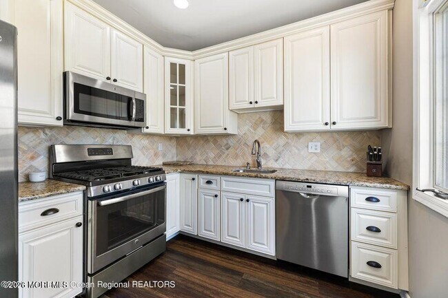 Foto del edificio - 48 Rutland Ln