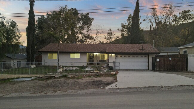 Building Photo - 29559 Fitch Ave