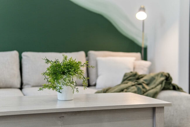 Building Photo - 2107 McGowen St