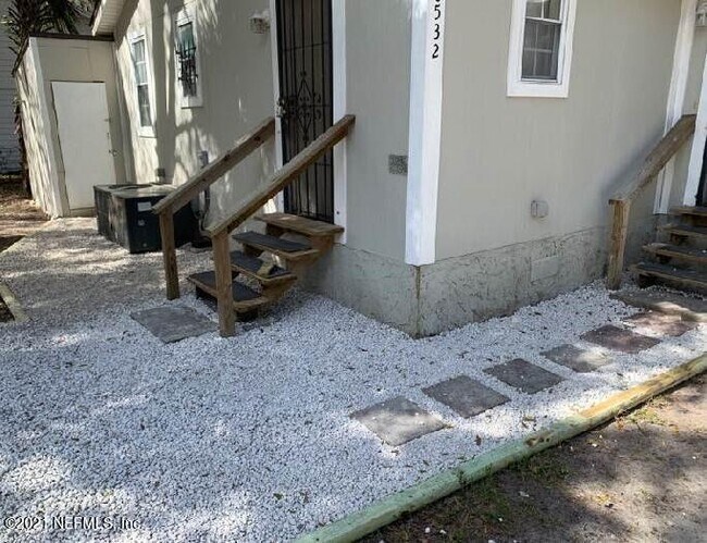 Foto del edificio - 6532 Buffalo Ave