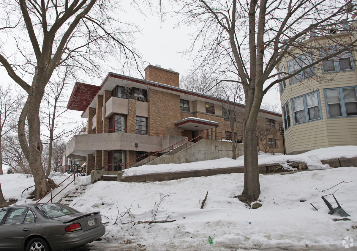 Primary Photo - The French House