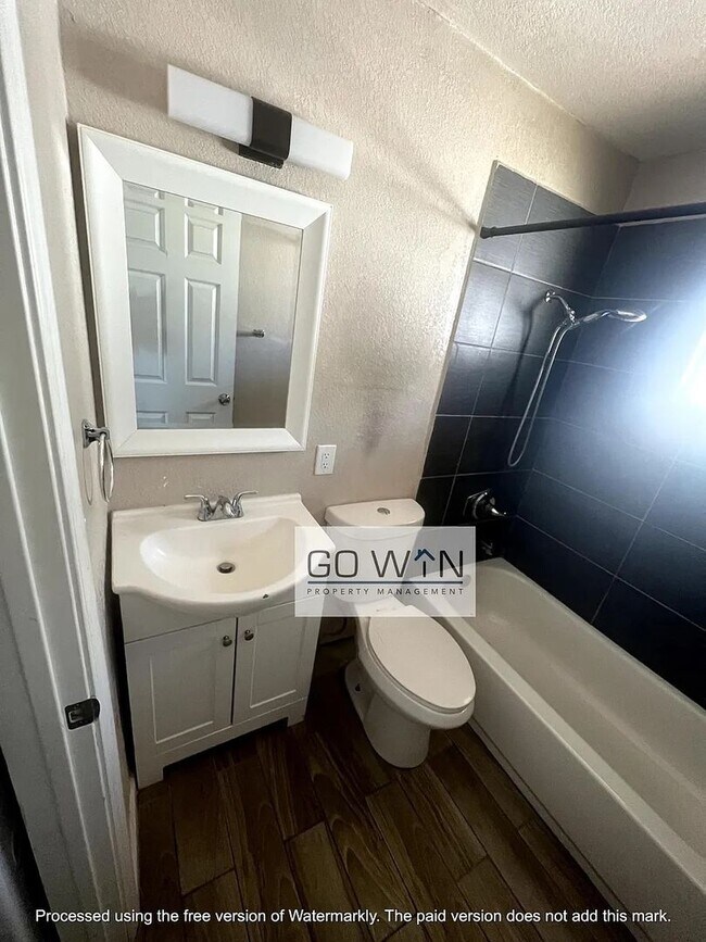 Foto del edificio - 1021 N 28th St