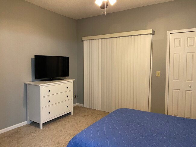 Foto del edificio - 10000 Gate Pky N