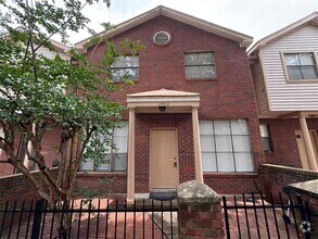 Building Photo - 1103 Dulles Ave