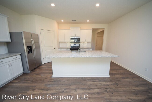 Building Photo - 4 br, 2 bath House - 52 Empire Lane