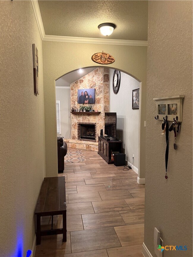 Foto del edificio - 8205 Salt Mill Hollow Dr