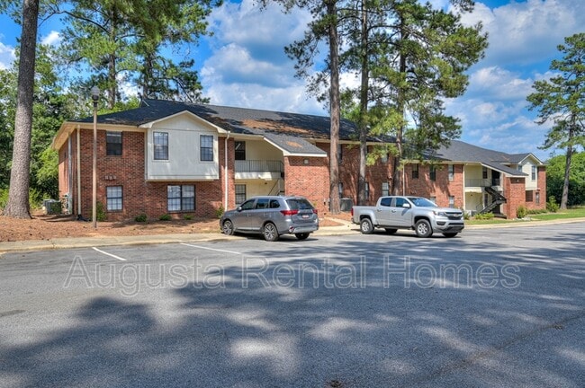 Building Photo - 2515 Ctr W Pkwy