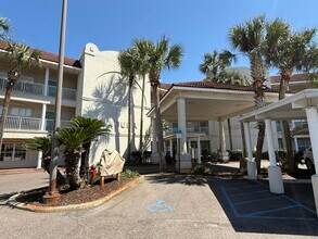 Building Photo - 5 Laguna St