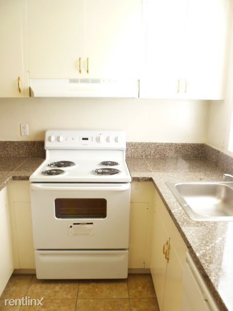Primary Photo - 4760 Country Ln