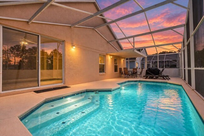 Foto del edificio - 15746 Autumn Glen Ave