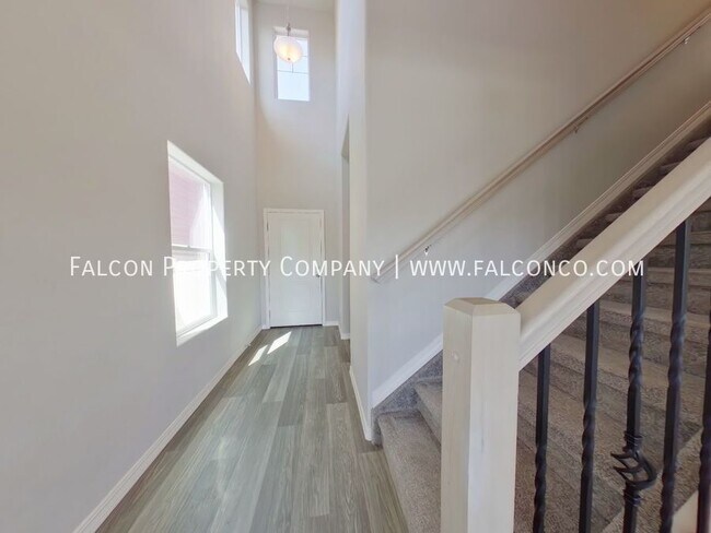 Foto del edificio - 4453 Kaolin Ct