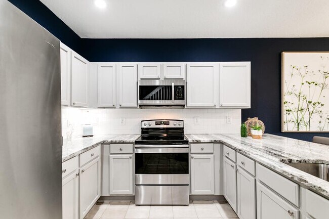 Foto del edificio - 13354 Georgian Ct