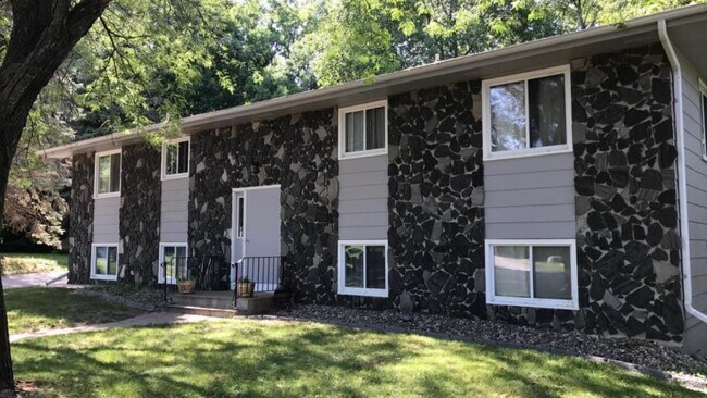 Building Photo - 4784 Tacoma Cir SE